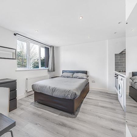 Top Floor Studio In Camberwell London Bagian luar foto
