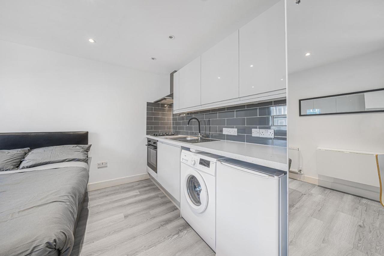 Top Floor Studio In Camberwell London Bagian luar foto